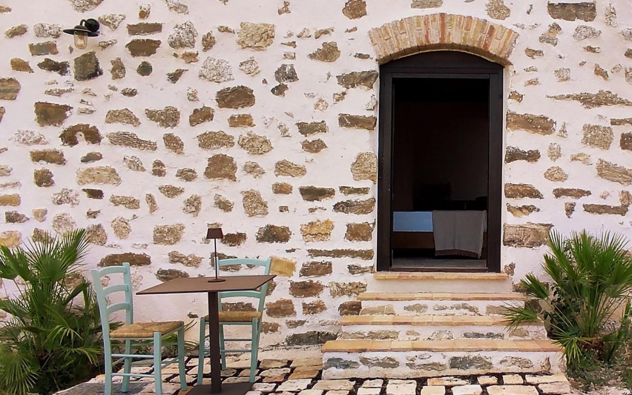 Borgo Delle Pietre Hotel Porto Empedocle Eksteriør billede